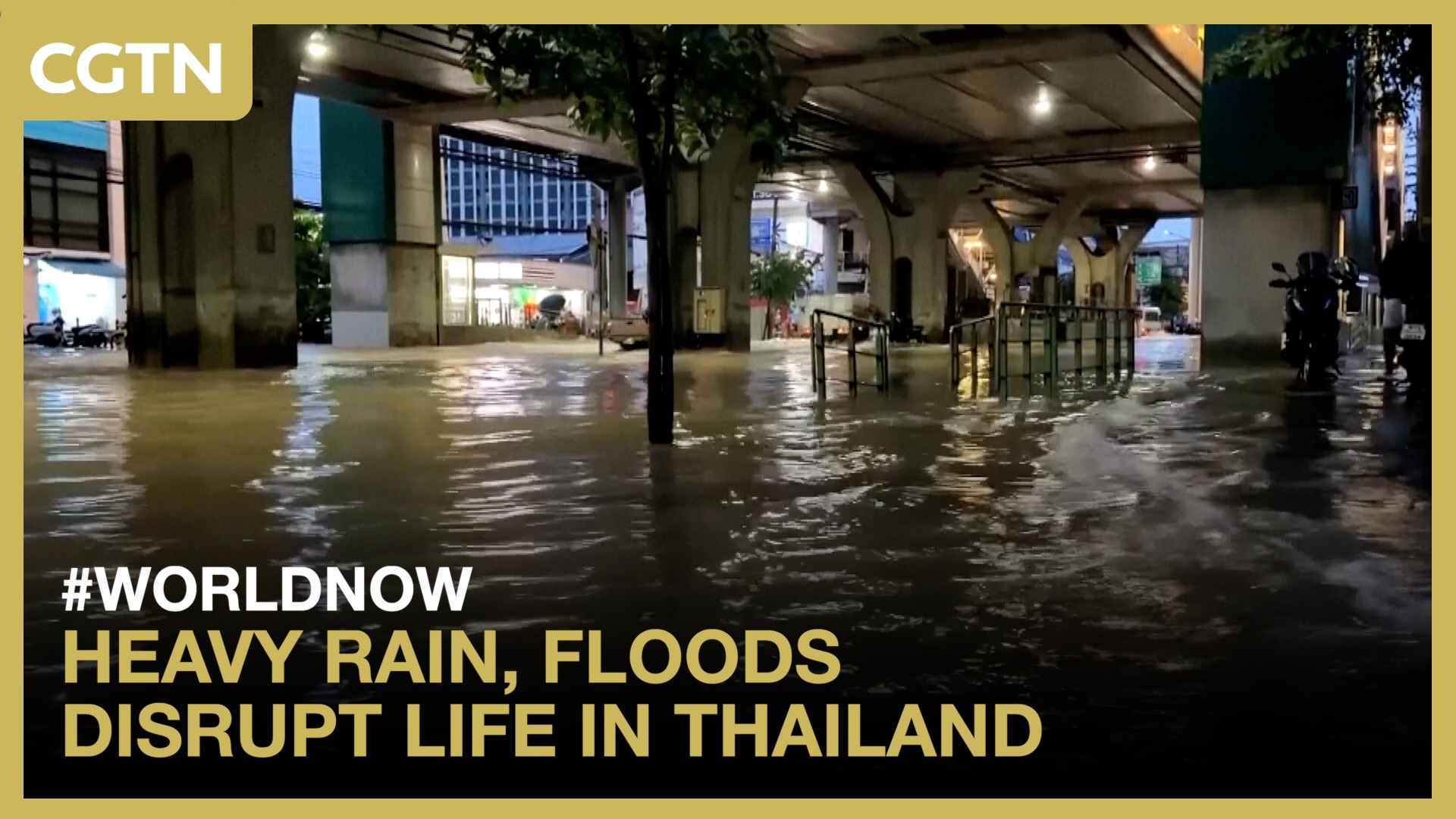 Heavy rain, floods disrupt life in Thailand