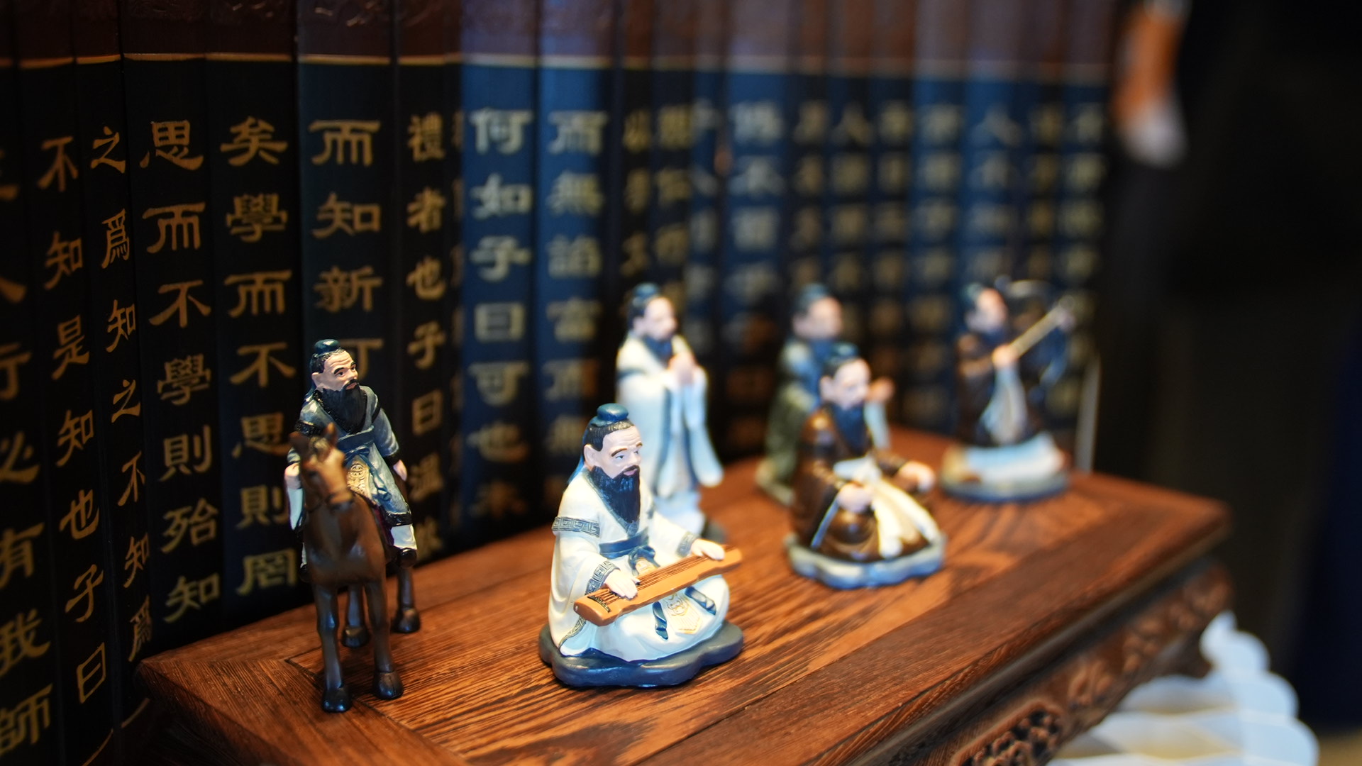 Confucius figurines on display at the gift shop of the 2026 Nishan Forum on World Civilizations in Qufu, Shandong Province, September 28, 2026. /CGTN