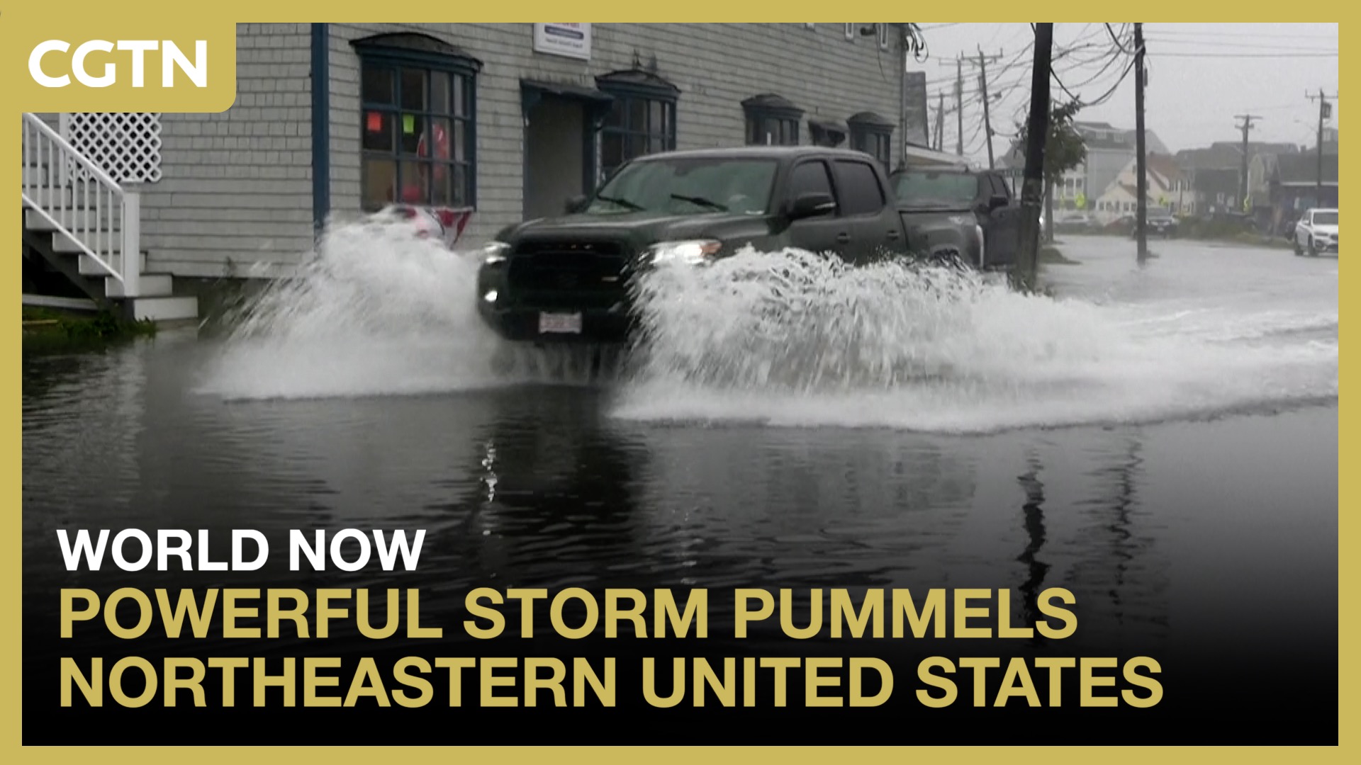 Powerful storm pummels northeastern United States