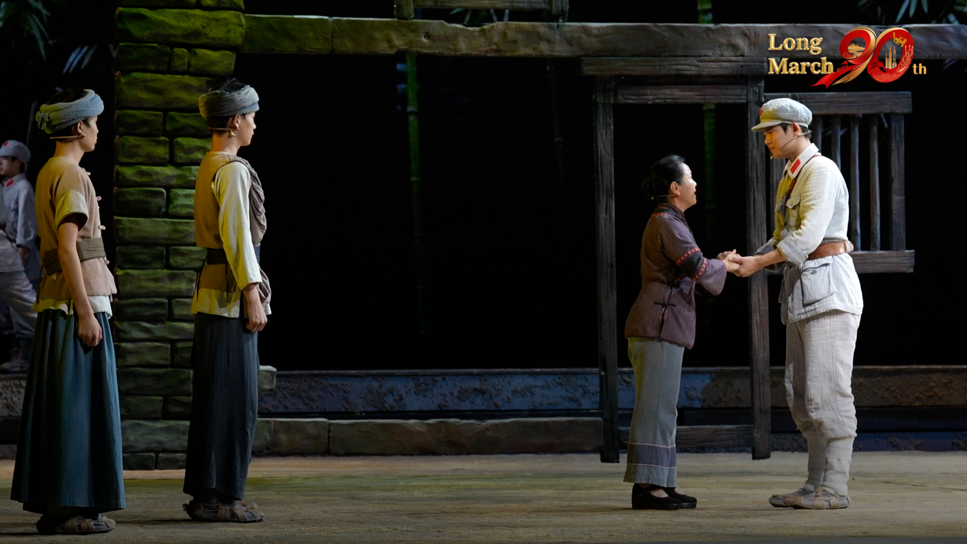 Fu Sao sends her two sons to join the army in the stage production 