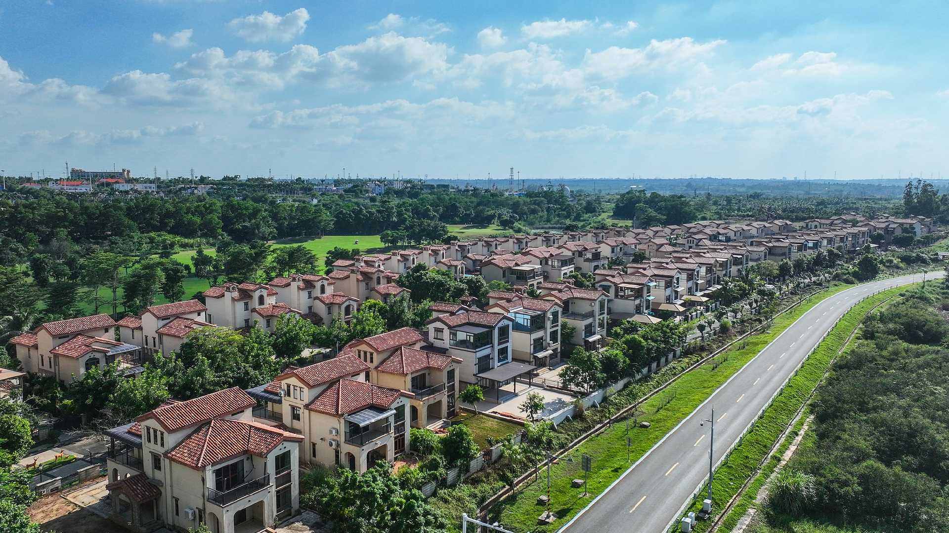 China expands mortgage subsidies to ease homebuying costs