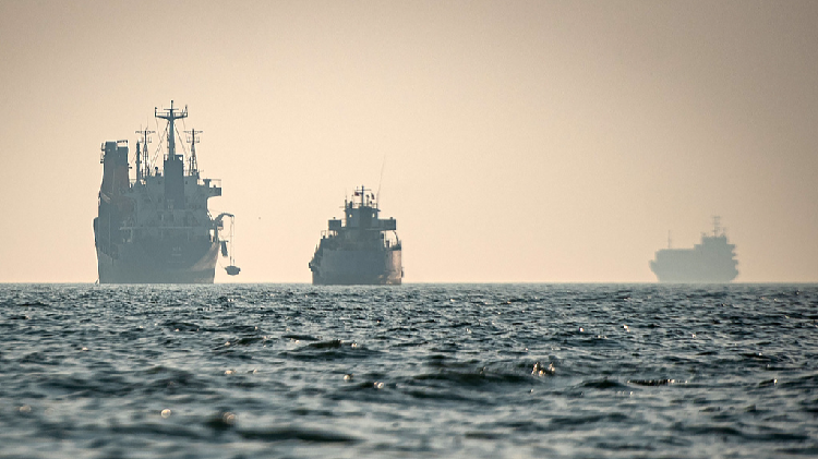 Iran receives US response to latest proposal as Gulf shipping recovers