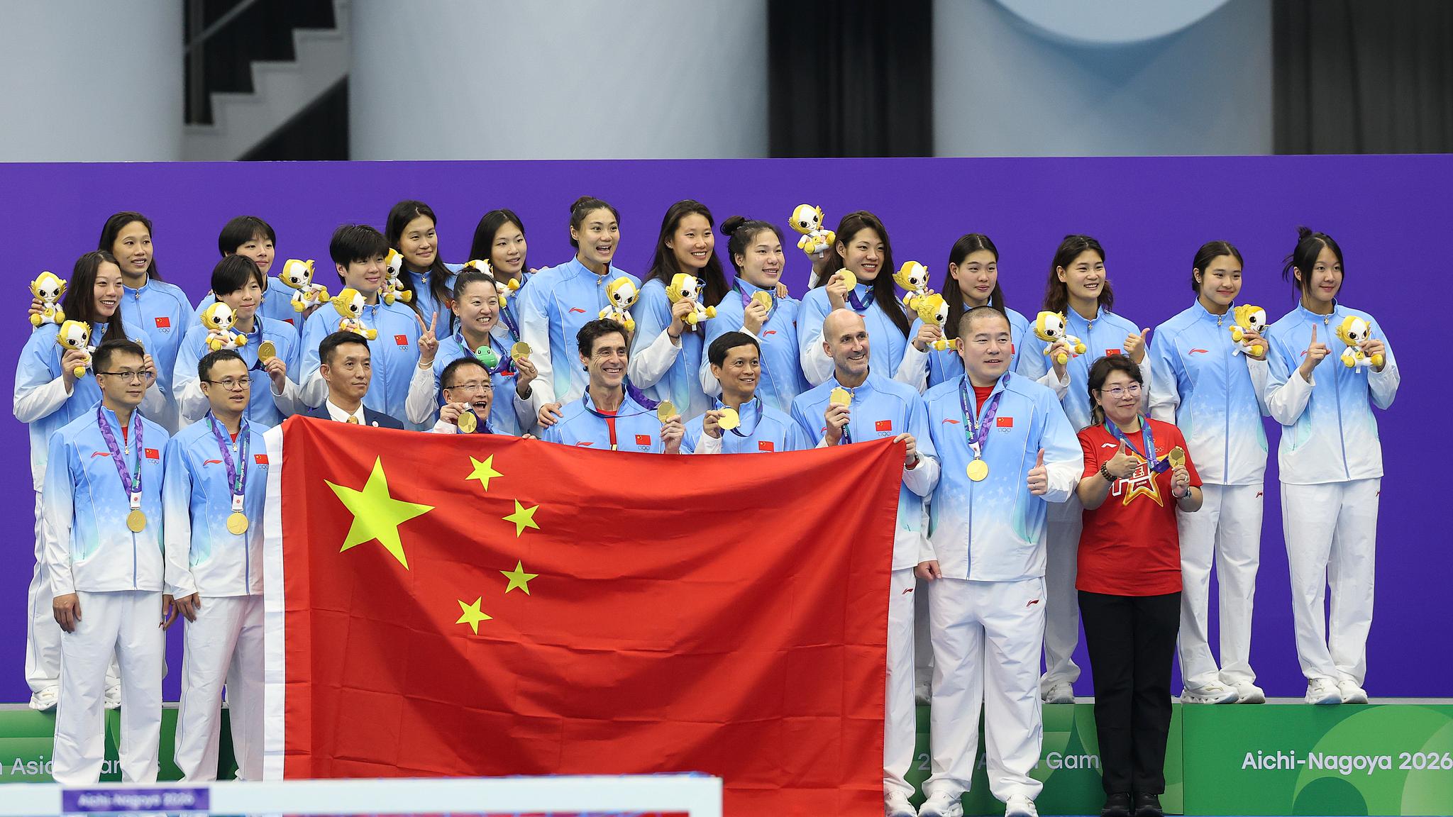 Gold medalist Team China pose at the medal ceremony after the Aquatics Water Polo Women's finals on day five of the 20th Asian Games Aichi-Nagoya at Nagoya City General Gymnasium Rainbow Pool in Nagoya, Aichi, Japan, on September 24, 2026. /VCG