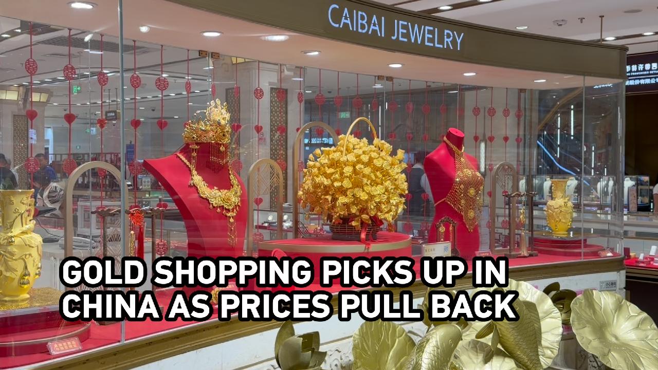 Gold shopping picks up in China as gold prices pull back