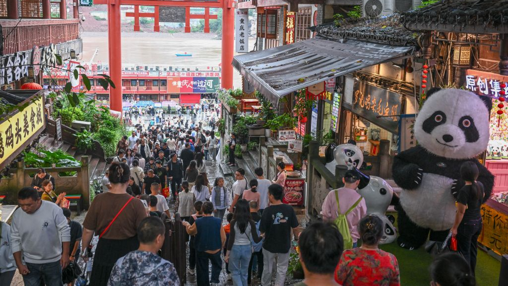 Richer, immersive experiences fuel China's holiday consumption 