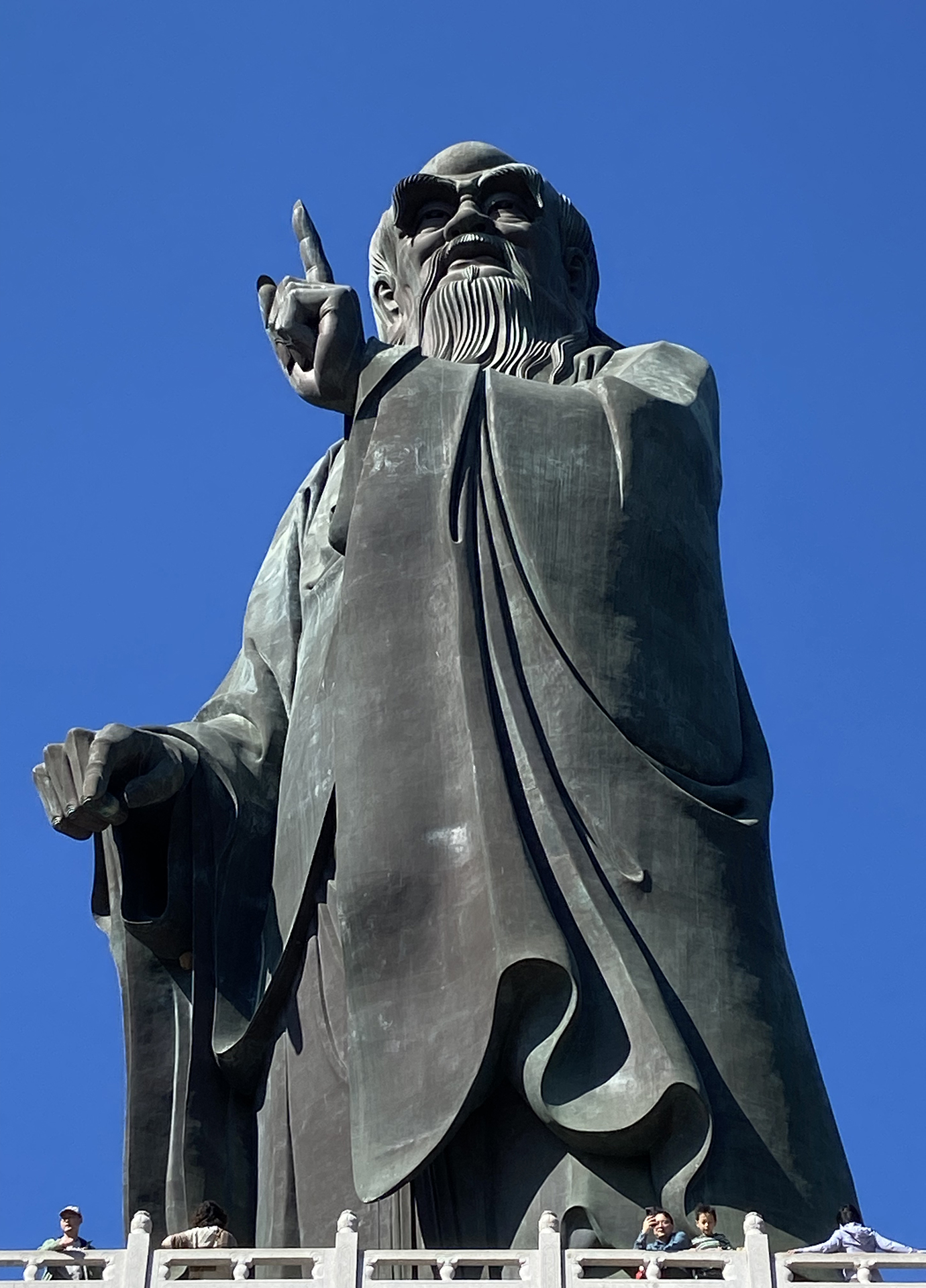 A statue of the ancient Chinese philosopher Laozi is seen at the Taiqing scenic area of Laoshan Mountain in Qingdao, Shandong Province on October 5, 2026. /CGTN