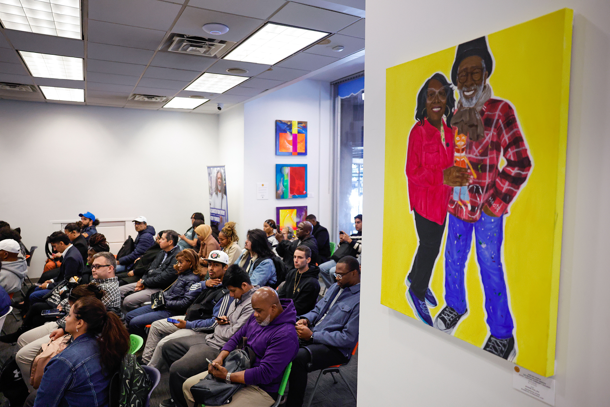Jobseekers wait to attend an introduction meeting inside the Jobs NYC Center in New York, US, on Tuesday, Oct. 6, 2026. /VCG
