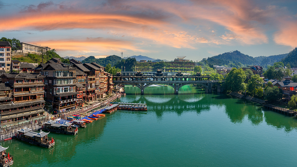 Live: Experience the charm of Xiasi Ancient Town in Guizhou Province, SW China – Ep. 2