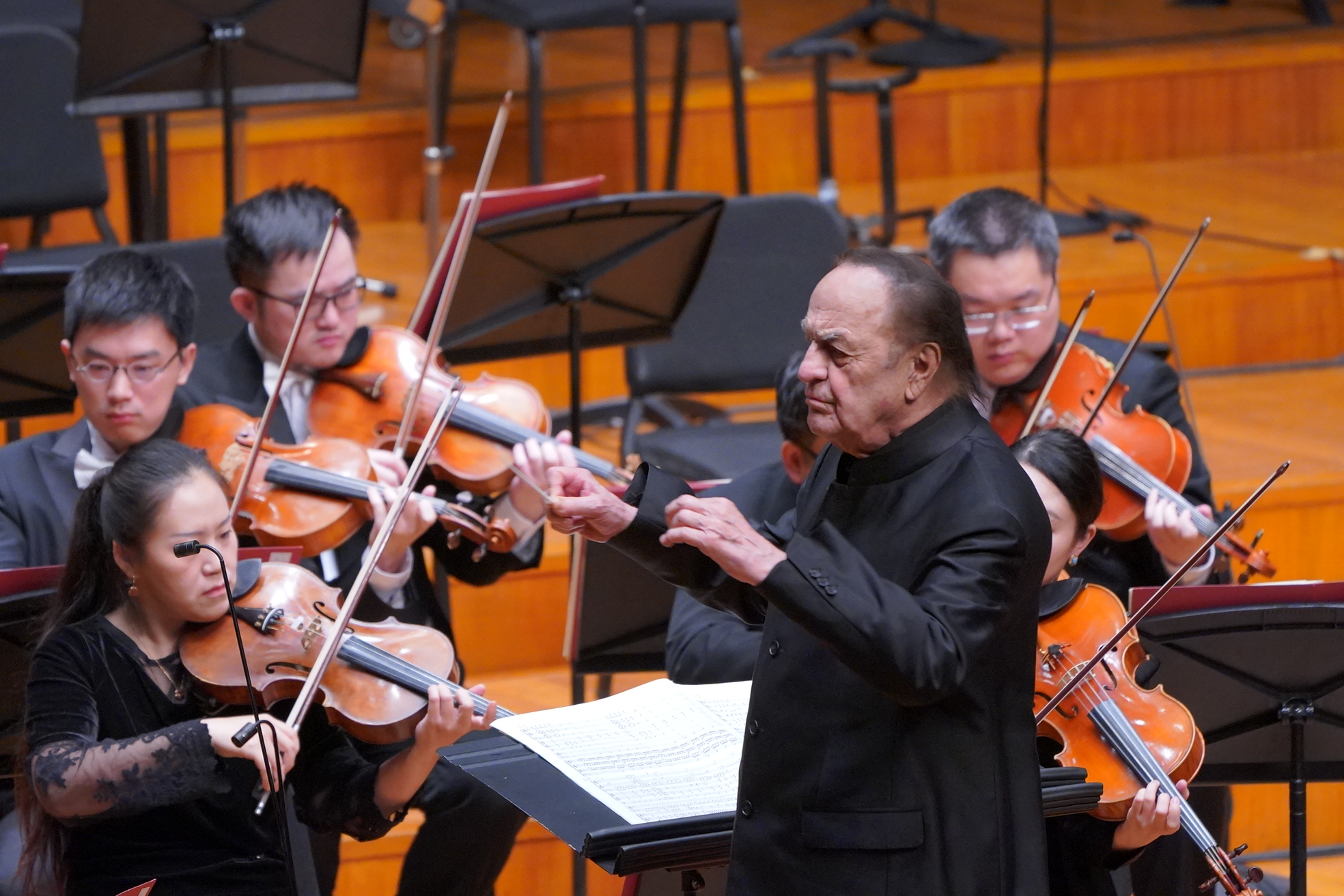 Musicians led by 90-year-old conductor Charles Dutoit perform in a concert at the National Centre for the Performing Arts in Beijing, October 9, 2026, marking the opening of the Beijing Music Festival. /Photo provided to CGTN