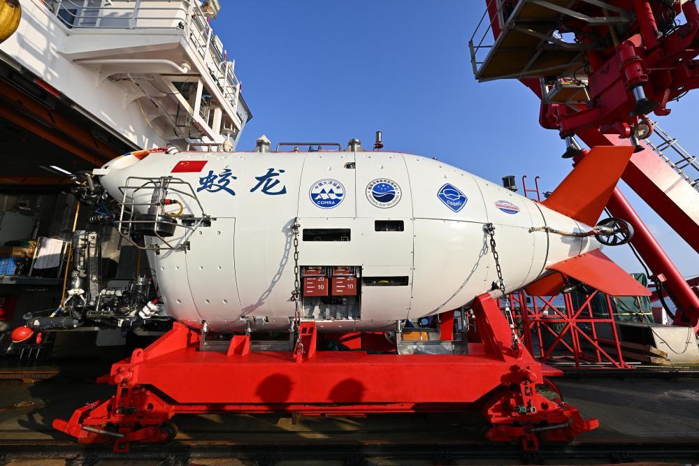 The manned deep-sea submersible Jiaolong is pictured outside its hangar aboard the research vessel Deep Sea No. 1 in the western Pacific Ocean, October 10, 2026. /CMG
