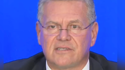 EU official: Exchanges with China have reached unprecedented intensity