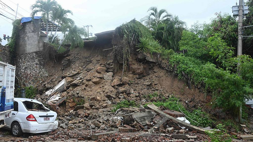 Hurricane Simon strengthens to category 4 as it nears western Mexico