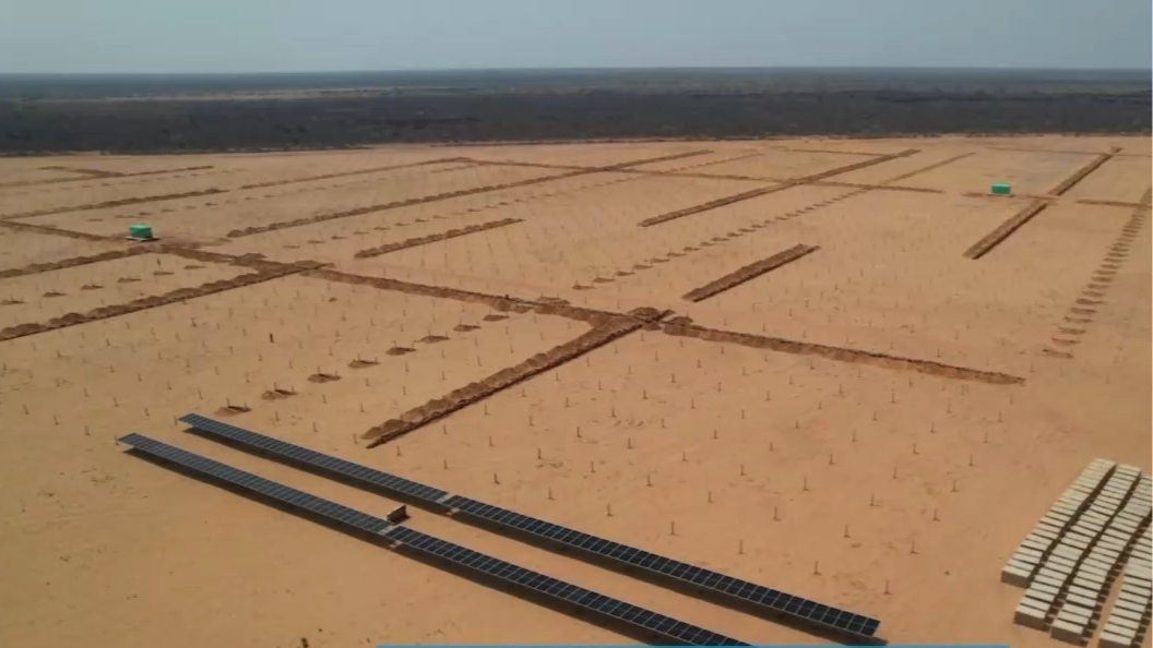 The Jwaneng solar power plant project in Botswana is built by China Harbor Engineering Company as part of a Chinese-Botswana consortium. /CMG