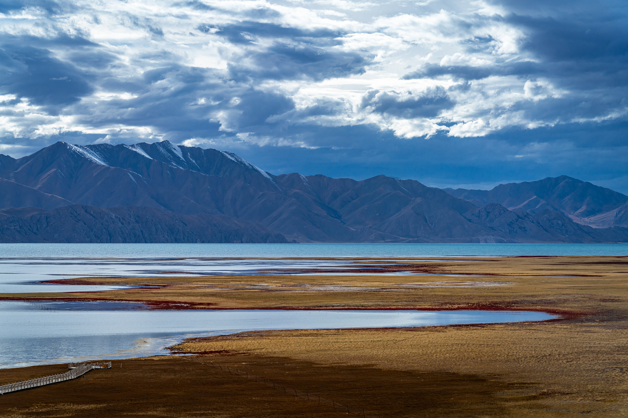 A view of Sanjiangyuan National Park, northwest China. /VCG