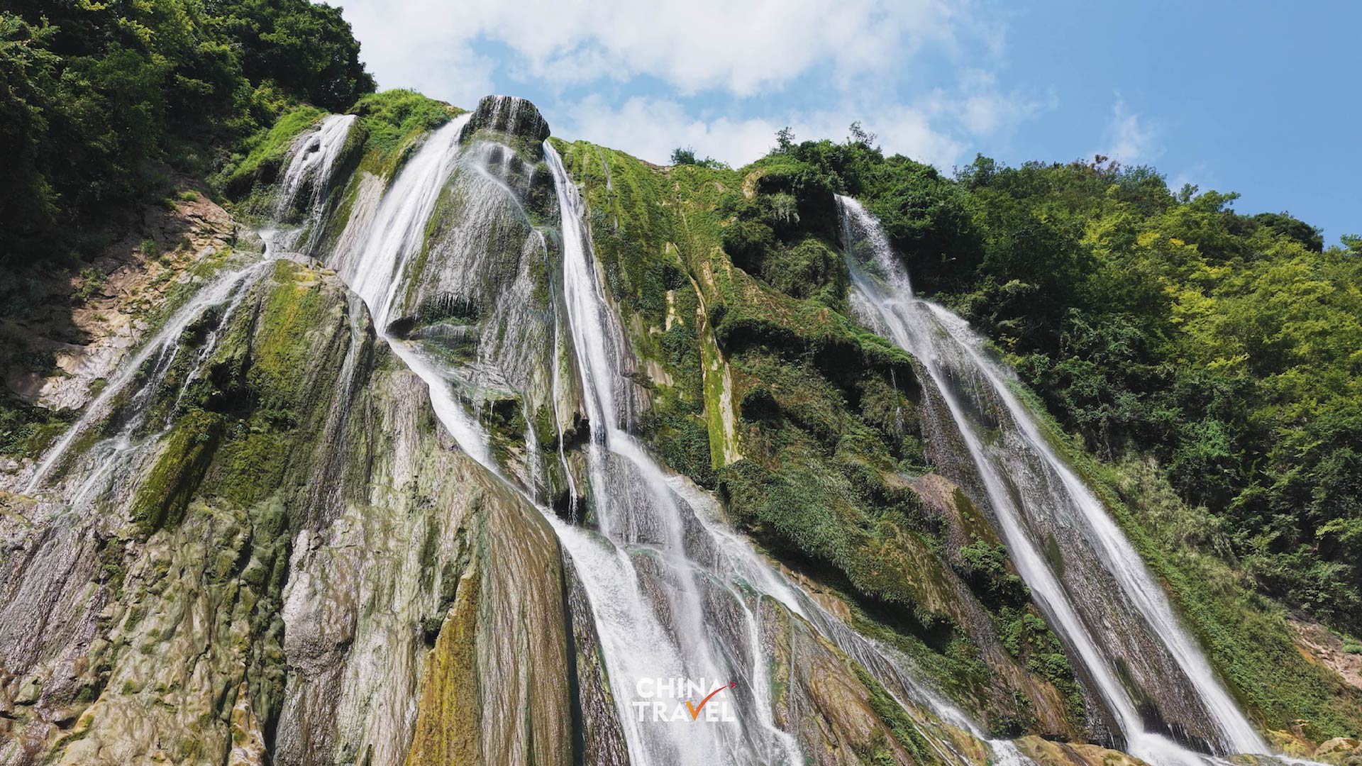 Dishuitan Waterfall in Guizhou plunges around 410 meters, making it the province’s highest waterfall. /CGTN