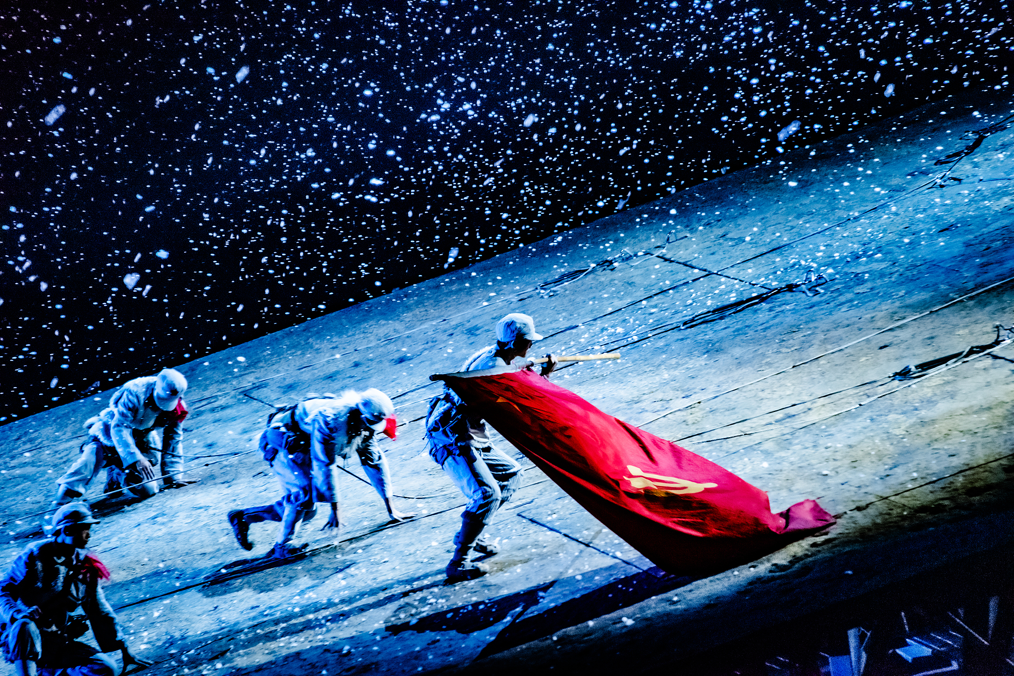 A stage production based on the Long March at a theater in Ganzhou, Jiangxi Province, east China, September 19, 2026. /CFP