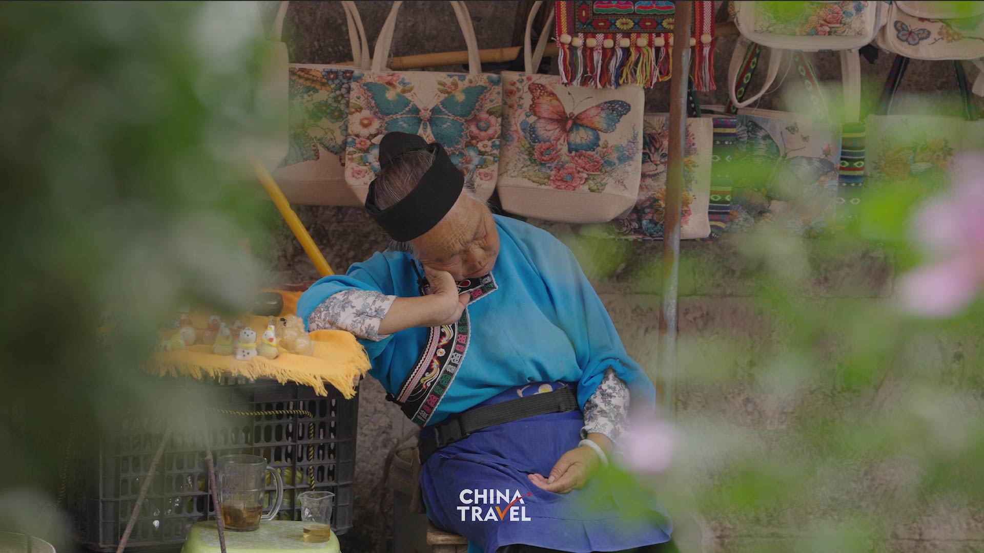 The Tunpu people in Guizhou keep a centuries-old legacy alive through the clothes they wear. /CGTN