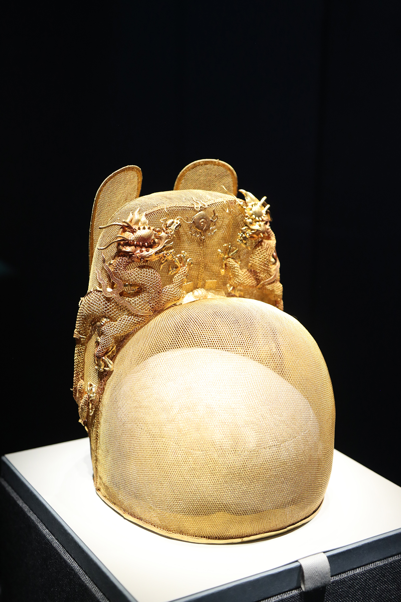 The Gold Winged Crown of Emperor Wanli from the Ming Dynasty is seen on display at the Capital Museum in Beijing on October 10, 2026. /CGTN