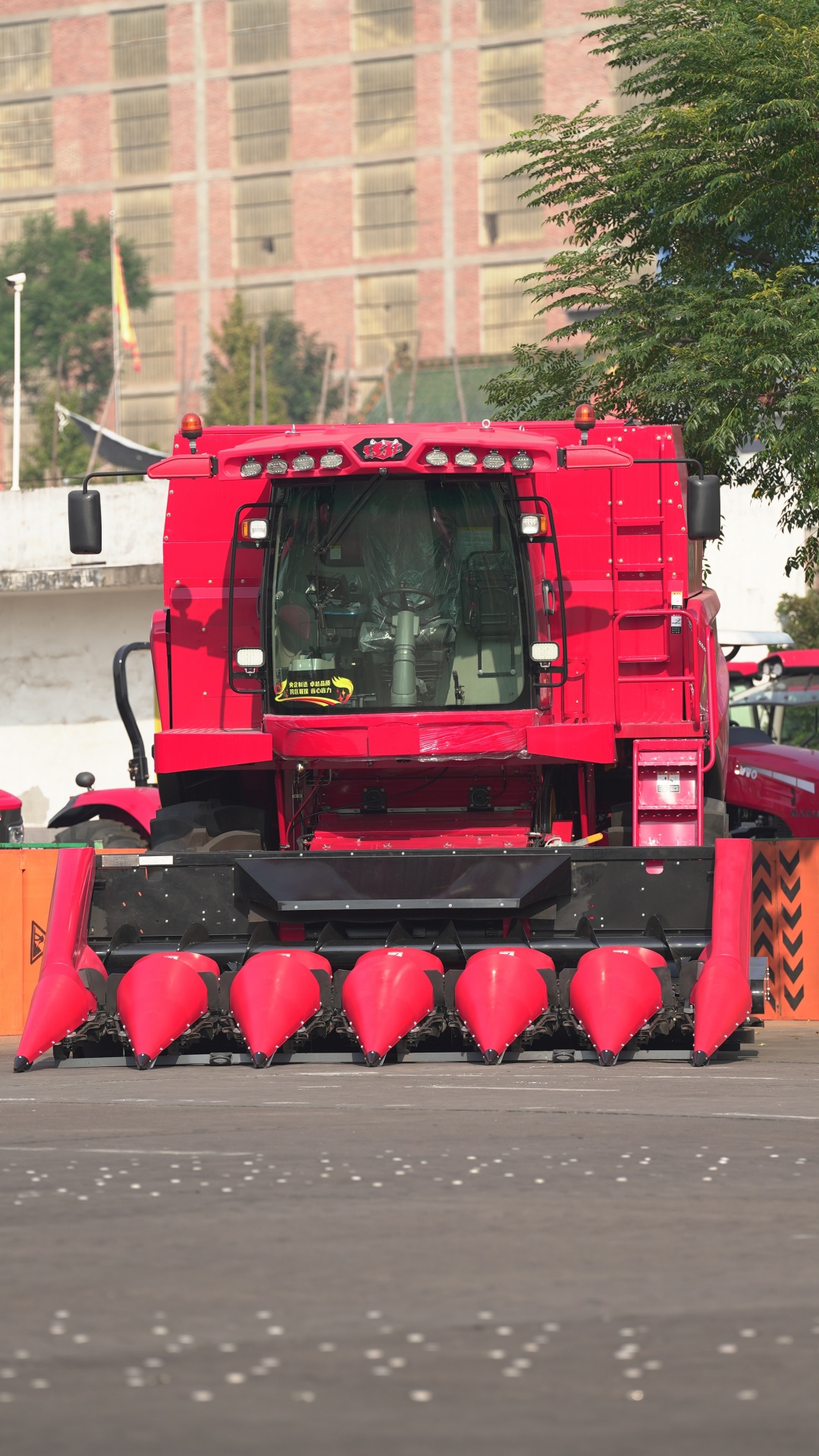 Tractors built in Luoyang. /CGTN