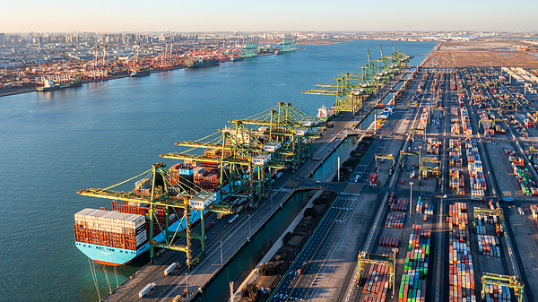 China's foreign trade tops 5 trillion yuan in September, up 27.5%