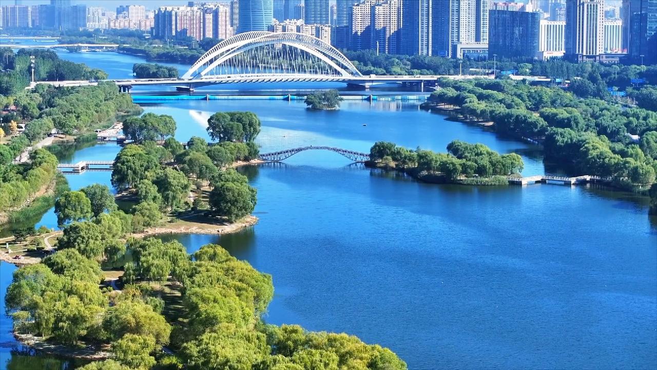30-year restoration takes ecological decline to autumn scenery
