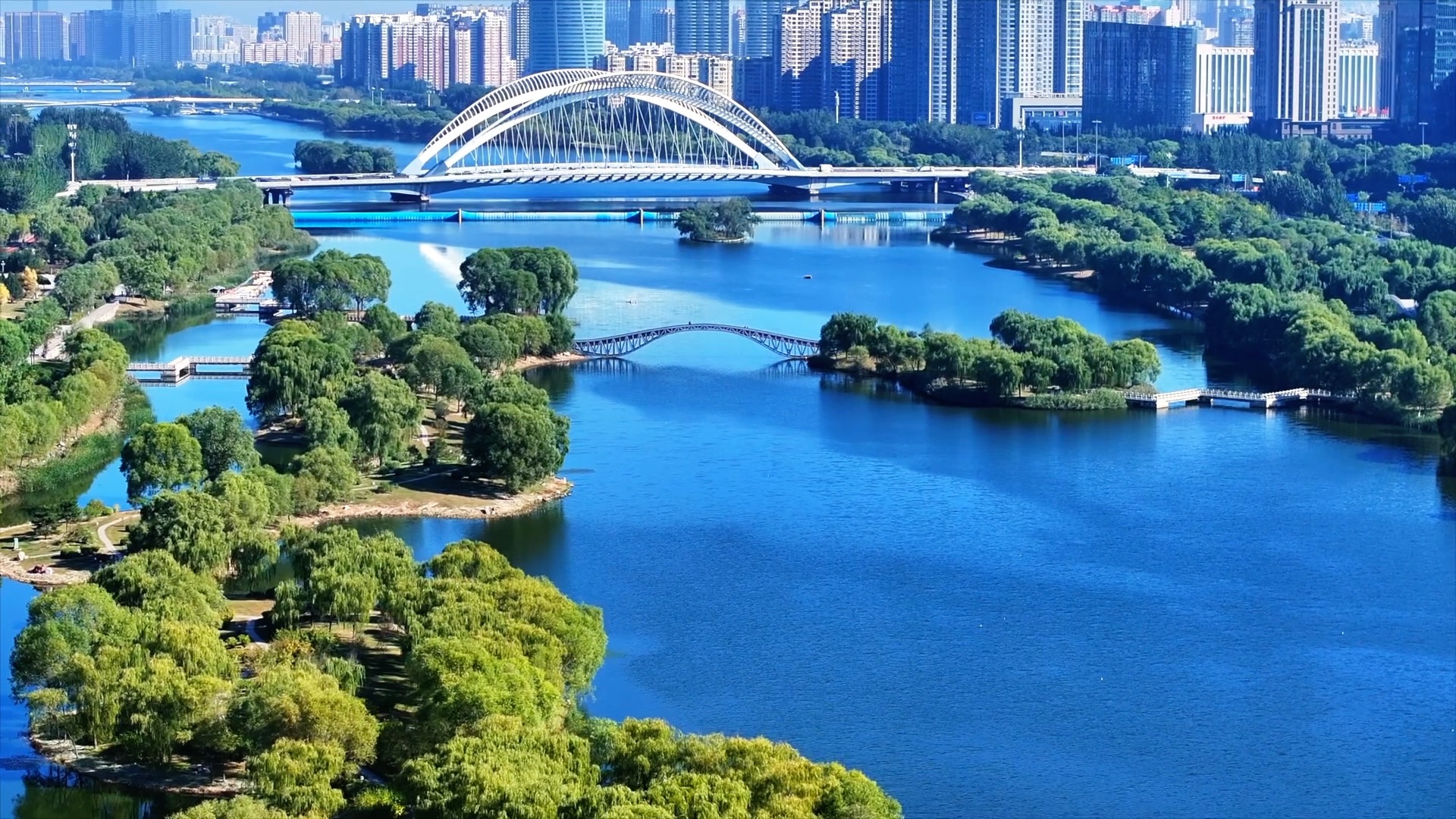 The Fenhe River in Taiyuan City, Shanxi Province, northern China, October 12, 2026. / CGTN