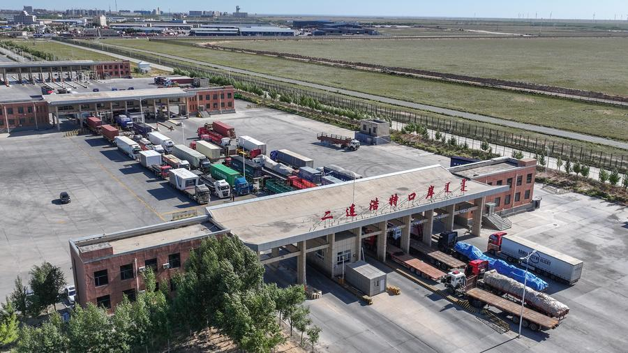 Trucks waiting for border inspection at a land port in Erenhot, north China's Inner Mongolia Autonomous Region, September 3, 2025. /Xinhua 