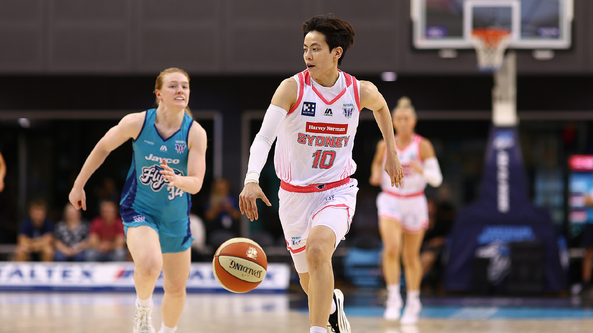 Yang Shuyu, Wang Siyu score 11 points each on WNBL debuts in Australia