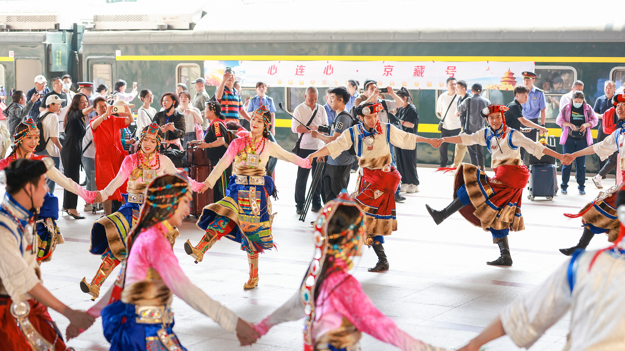 Xizang culture thrives through heritage and integration