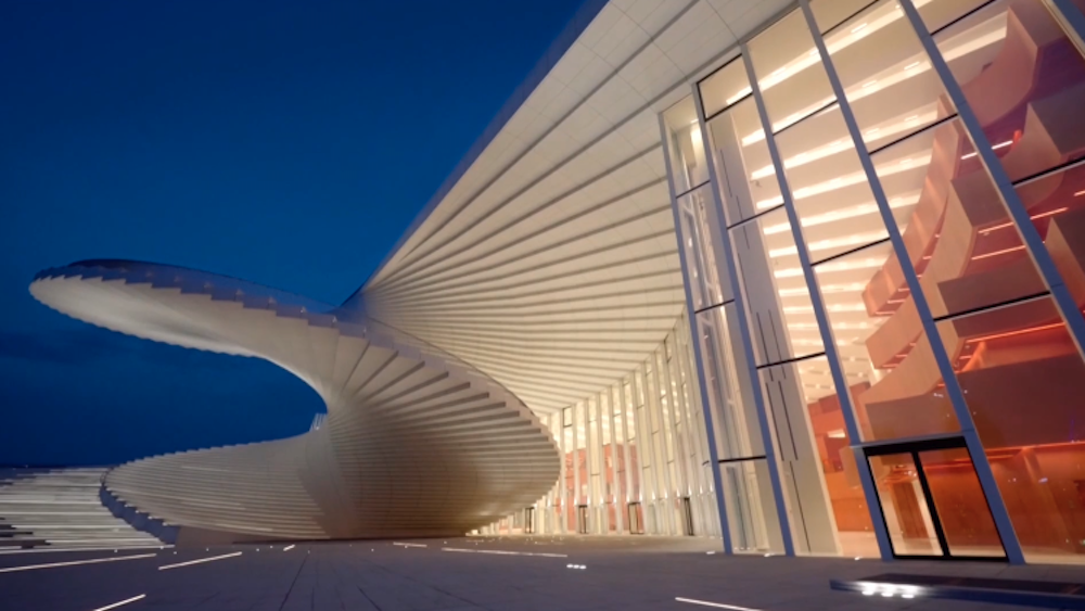 Shanghai Grand Opera House opens to the public