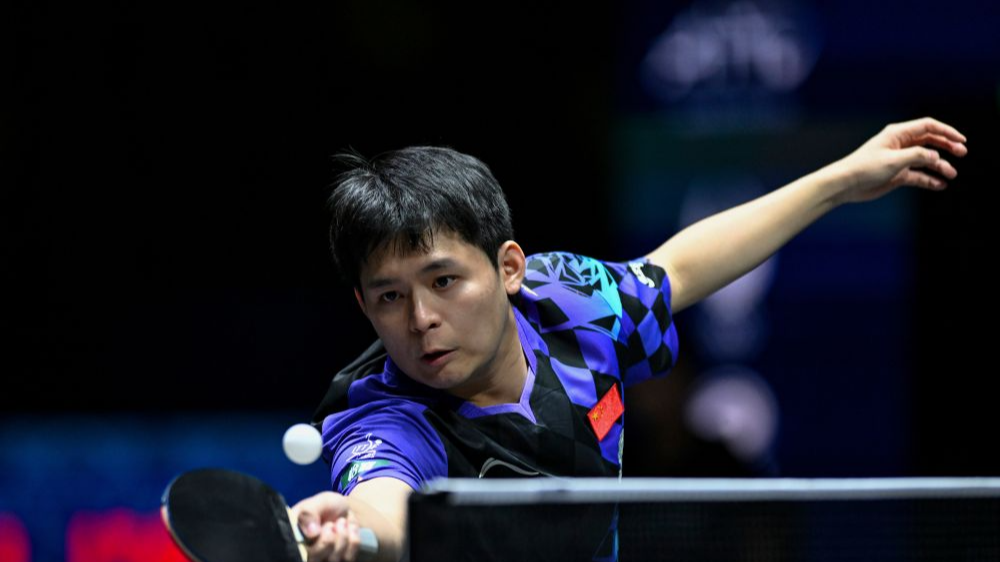 China reaches men's and women's team semifinals at Asian Championships