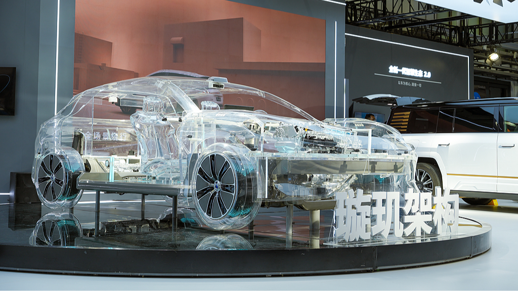 China to steadily expand intelligent connected vehicle applications
