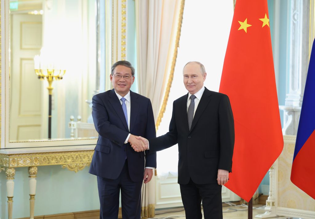 Chinese Premier Li Qiang meets with Russian President Vladimir Putin in St. Petersburg, Russia, October 21, 2026. /Xinhua