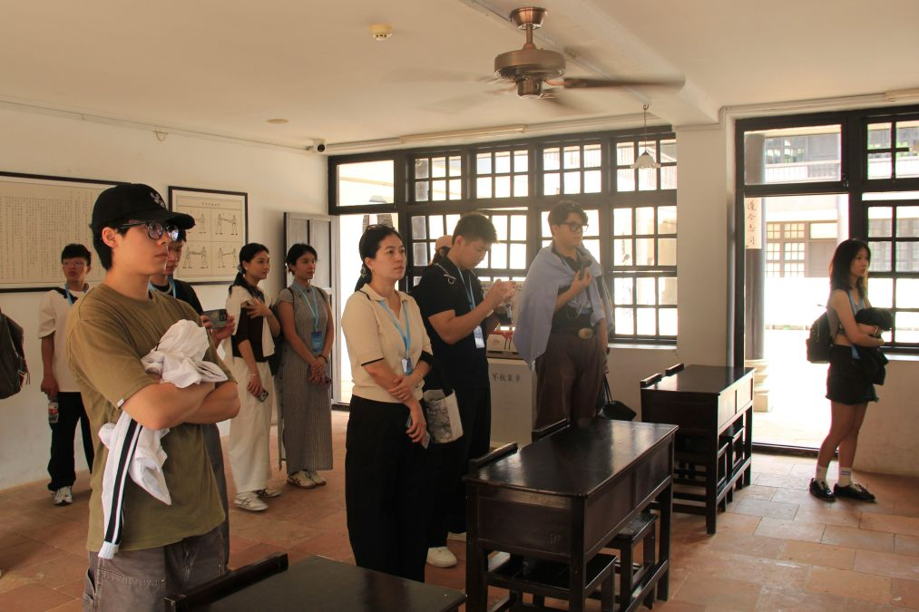 People from Taiwan visit the former site of the Whampoa Military Academy in Guangzhou, Guangdong Province, south China, October 12, 2026. /Xinhua