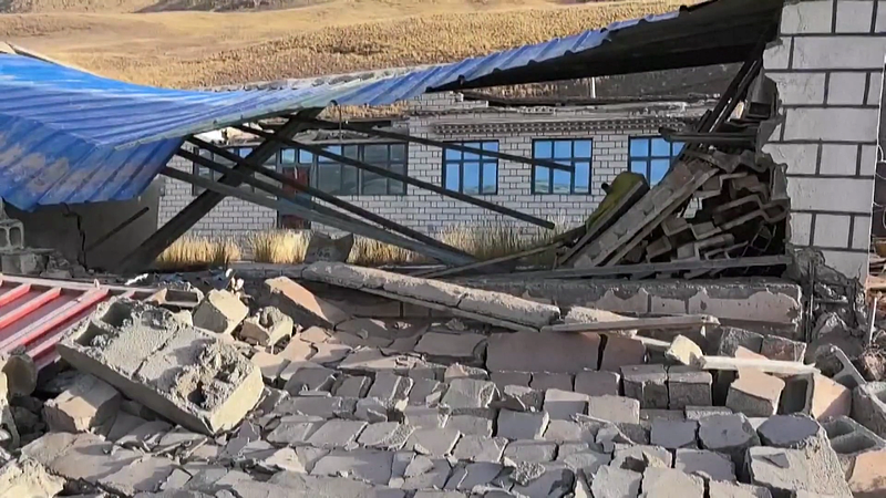 Live: Emergency teams respond to M7.0 earthquake in Nagqu, Xizang