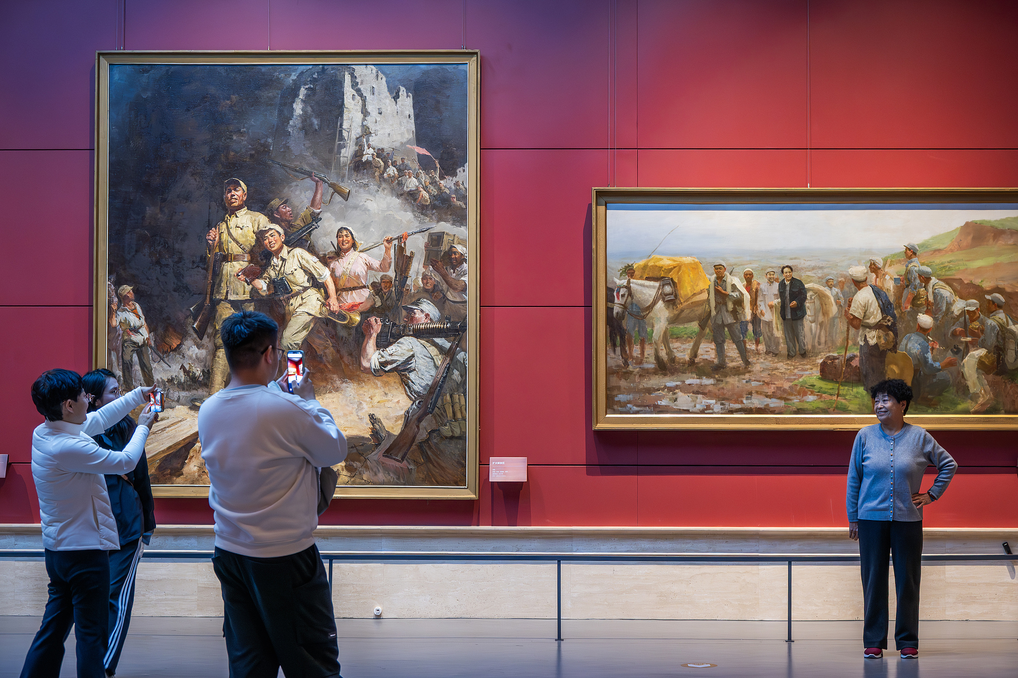 Visitors at an exhibition of oil paintings on the Long March in the Military Museum of the Chinese People's Revolution, Beijing, China, October 17, 2026. /CFP