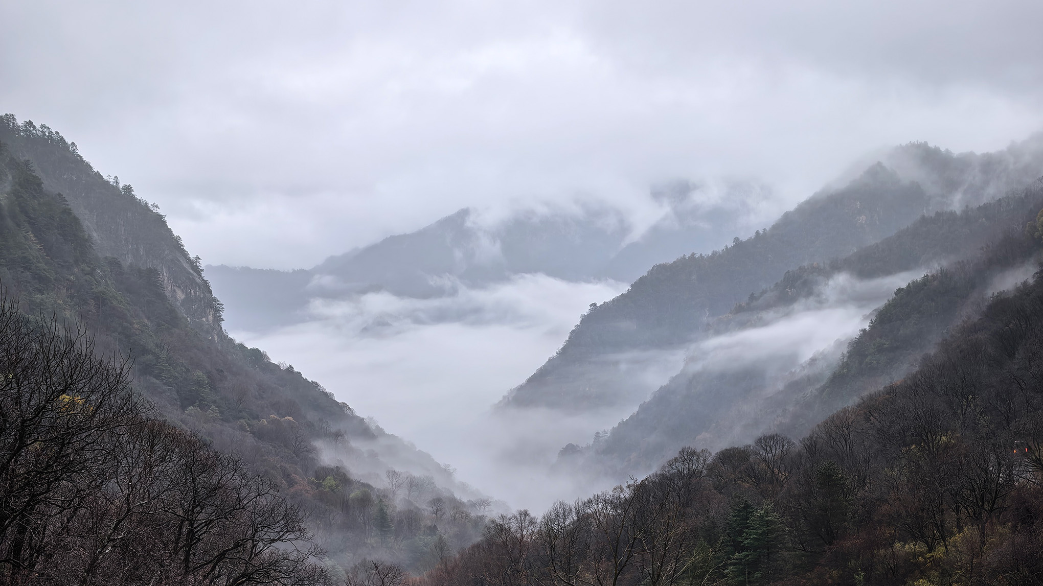 Live: Mount Taibai – The Qinling Summit in the clouds in northwest China's Shaanxi
