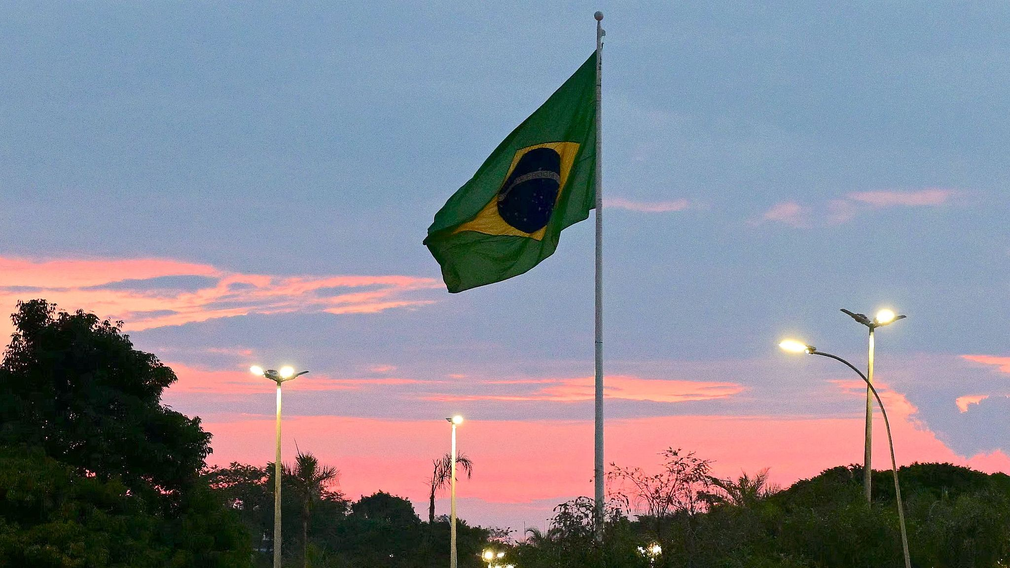Voting begins in Brazil's presidential runoff