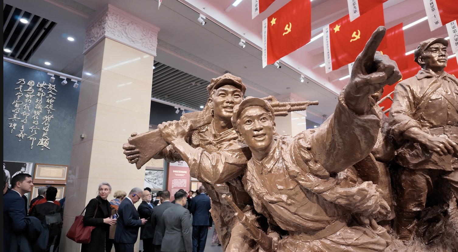 Diplomats: this Long March exhibition is inspiring