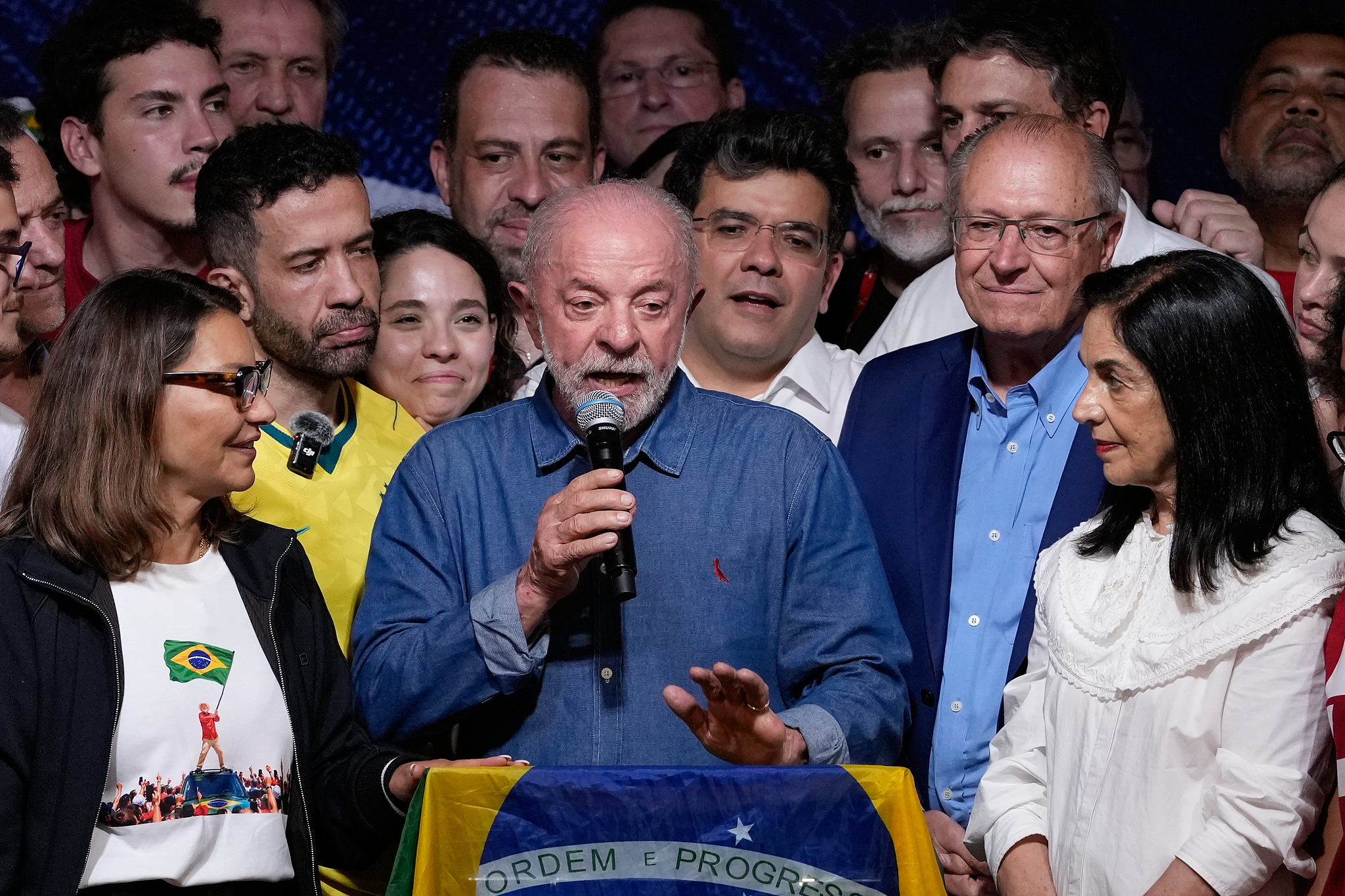 Brazilian President Luiz Inacio Lula da Silva delivers a victory speech after winning a fourth term in the presidential runoff in Brazil, October 25, 2026. /VCG