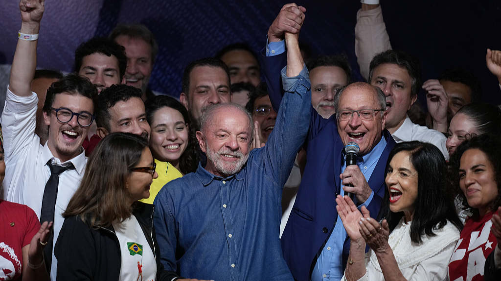 Bolsonaro allies recognize Lula's victory despite election challenge