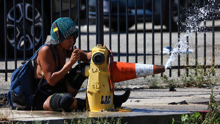 Declare climate change a health emergency, Lancet report urges