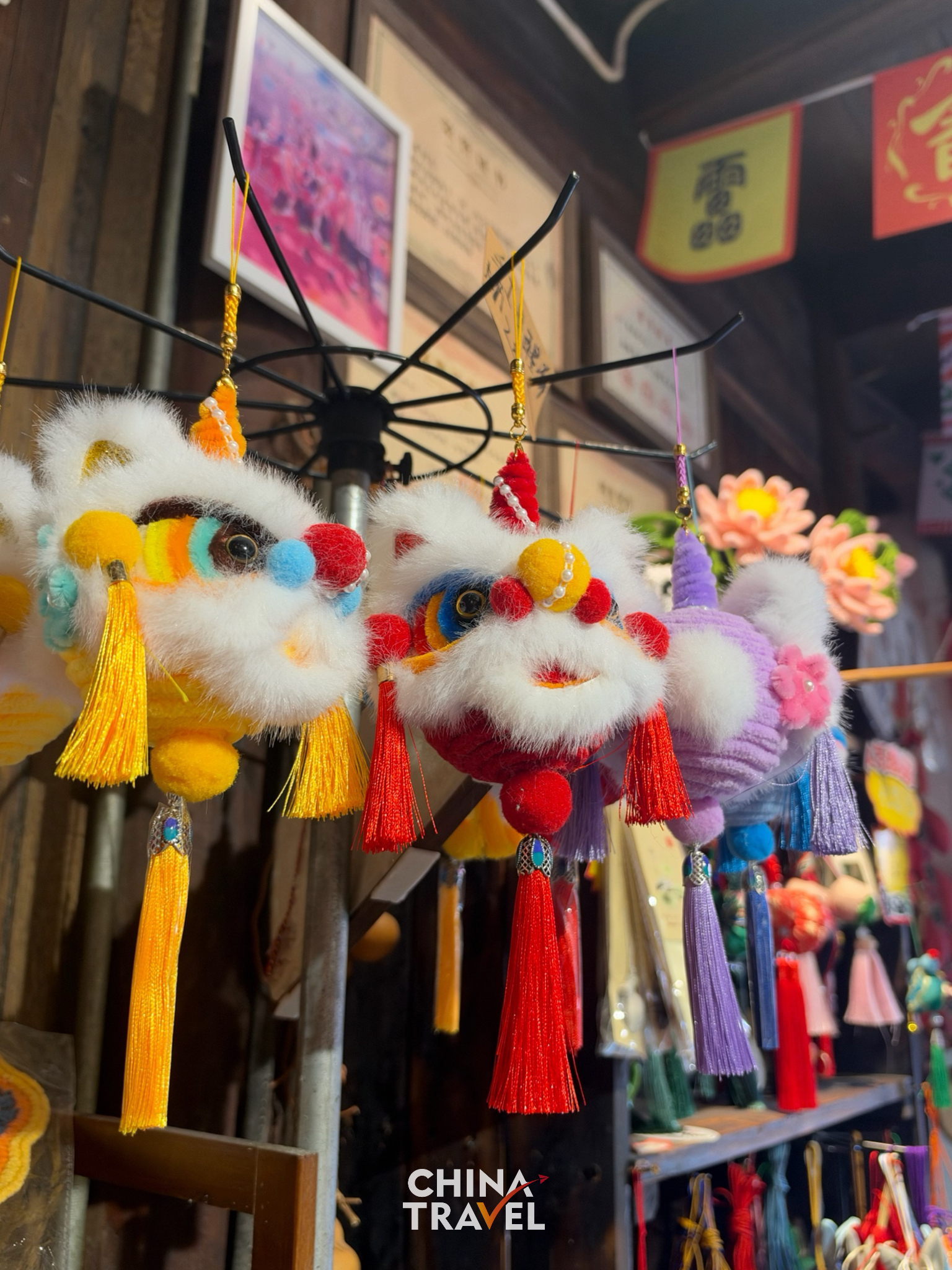 A charming scented-sachet charm inspired by the historic stone lions of Ningguo. /CGTN