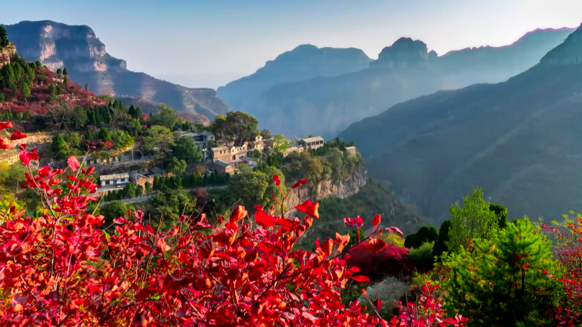 Watch: Experience autumn in China's Taihang Mountains, Shanxi Province