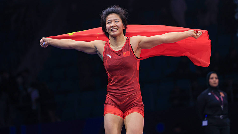 Hong Kexin claims gold for China at World Wrestling Championships