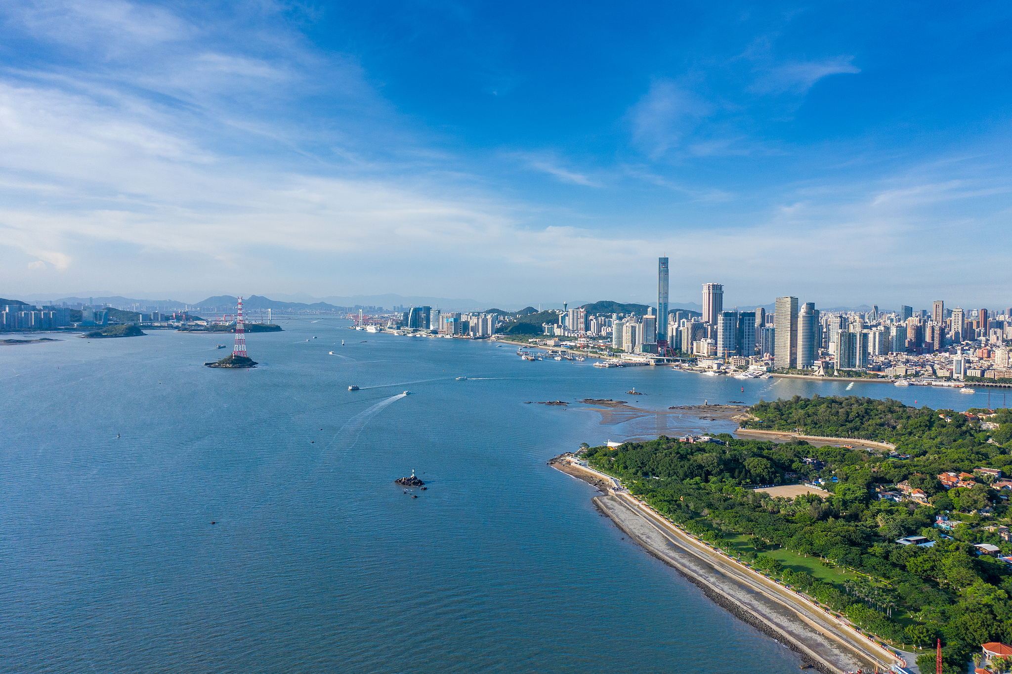 The coastal view of Xiamen, Fujian Province, southeast China. /VCG