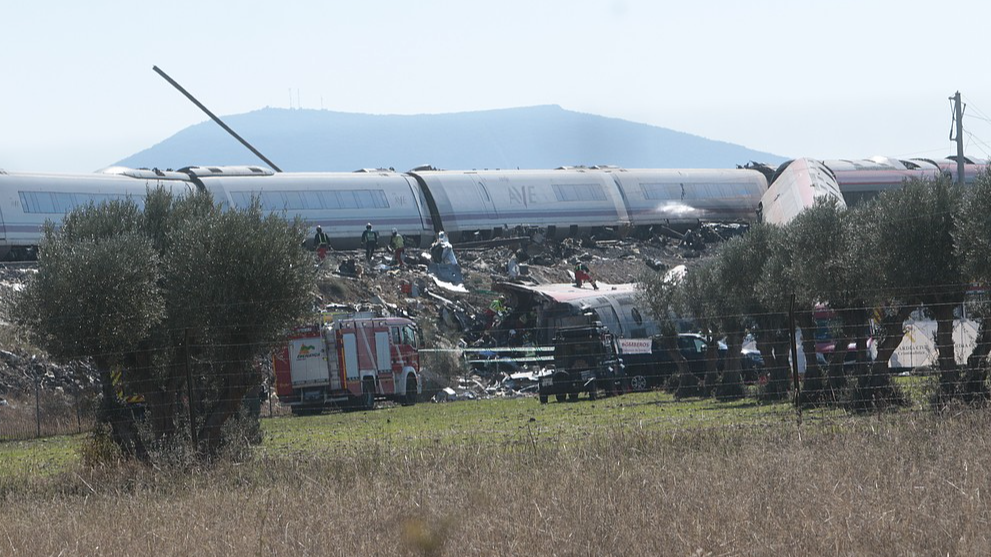 Xi extends condolences to Spanish King over deadly train collision
