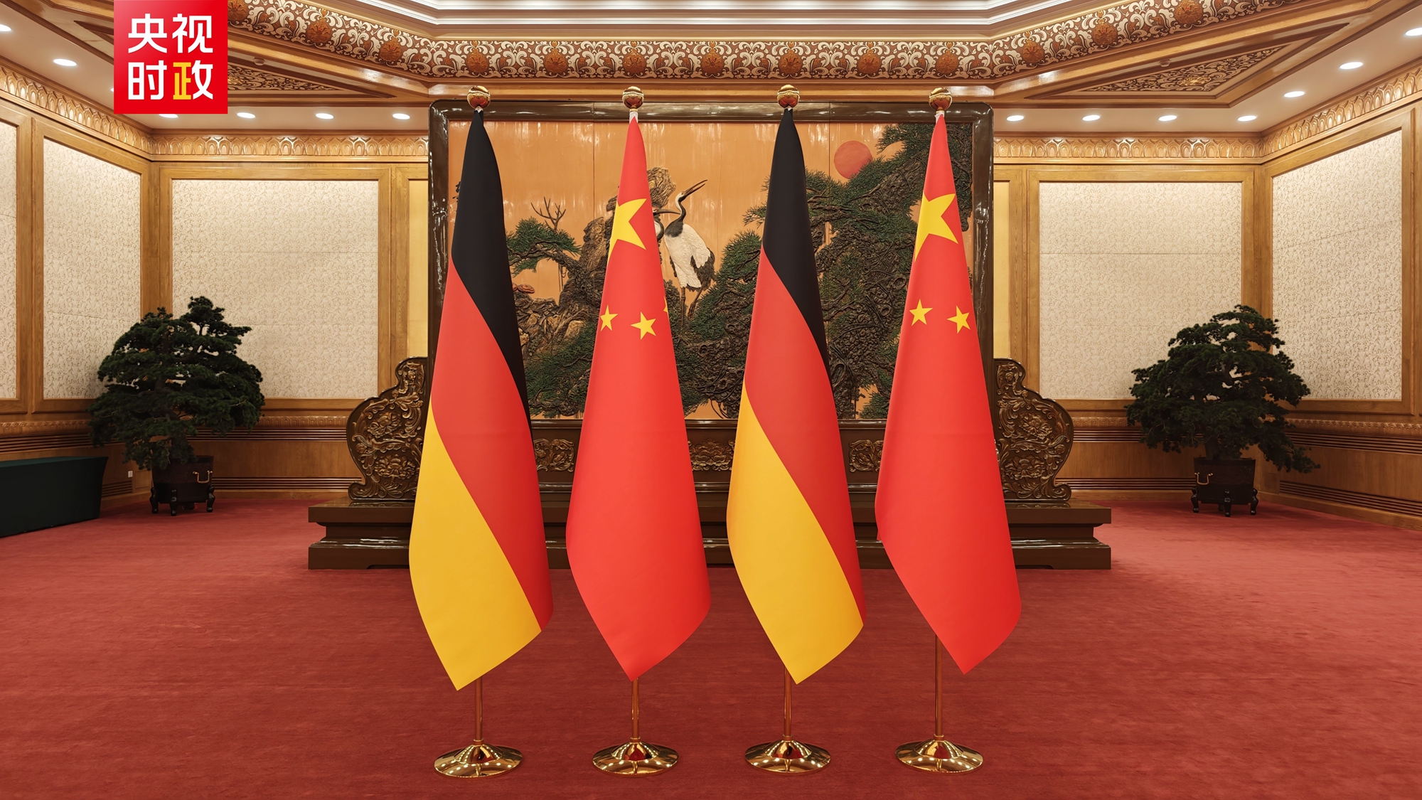 Chinese President Xi Jinping holds talks with German president