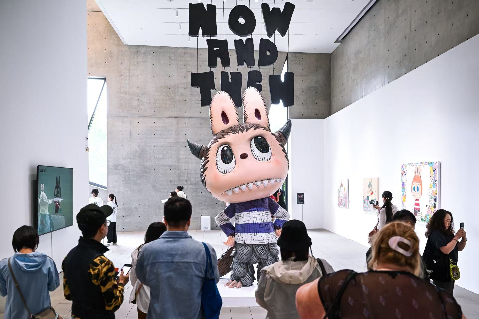 THE MONSTERS' 10th-anniversary exhibition has been attracting fans to Qihao Art Museum in Beijing. /CGTN