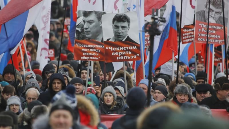 Russians march in memory of late opposition leader - CGTN